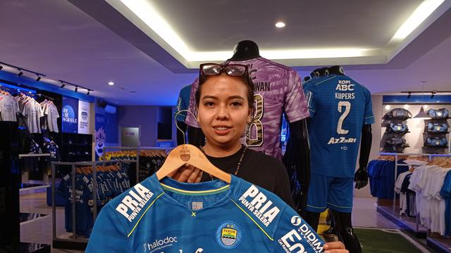 Supervisor Persib Store, Nabella Mizka