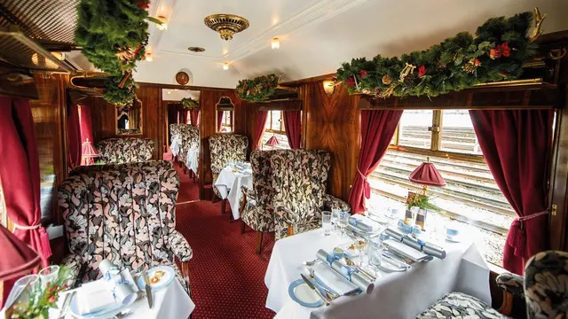 4 Destinasi Wisata Unik di Eropa, Ada Hotel di Atas Roda