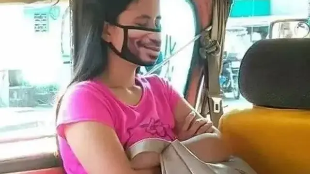 6 Potret Orang di Angkot Ini Nyeleneh Banget, Ada-Ada Saja