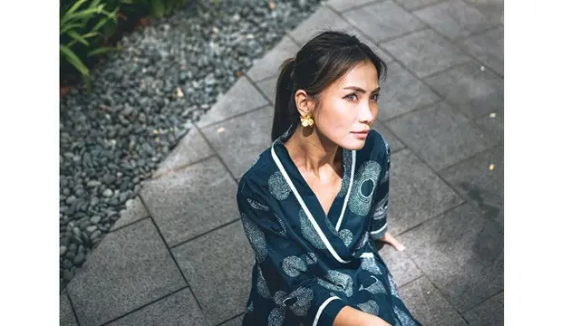 Jarang Terekspos, Ini 6 Pesona Fiona Anthony Istri Dion Wiyoko