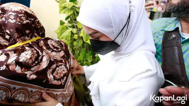 Irish Bella hadiri sidang cerai