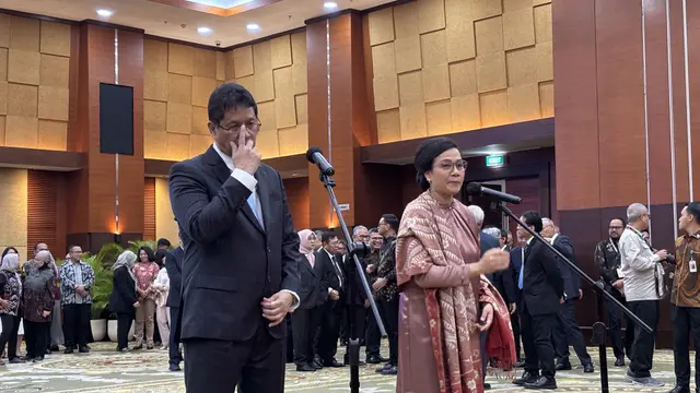 Sri Mulyani dalam Serah Terima Jabatan Menkeu kepada Purbaya Yudhi Sadewa, di Kementerian Keuangan, Jakarta, Selasa (9/9/2025). (Liputan6.com/Tira)
