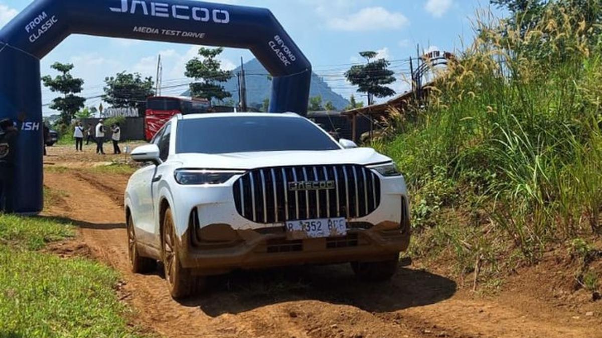 Mewarisi DNA Range Rover, Jaecoo J8 AWD Hadir sebagai SUV Mewah yang Tangguh