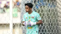 Pemain Persebaya Surabaya,&nbsp;Ernando Ari saat berhadapan dengan Persita Tangerang&nbsp;pada pekan kedua BRI Super League 2025/2026 di Indomilk Arena, Sabtu (16/8/2025). (Bola.com/ Abdul Aziz)