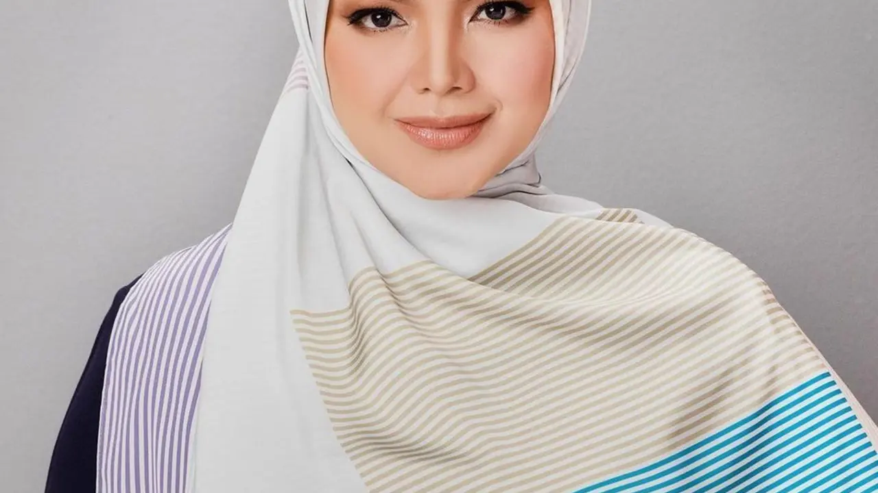 FOTO: Deretan Artis yang Hamil di Usia 40 Tahun, Disambut Haru Bahagia
