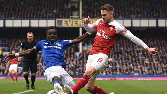 Arsenal Gagal Duduki Tiga Besar