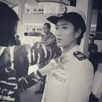 Chef Renatta kenakan seragam TNI AL (Instagram/renatamoeloek)