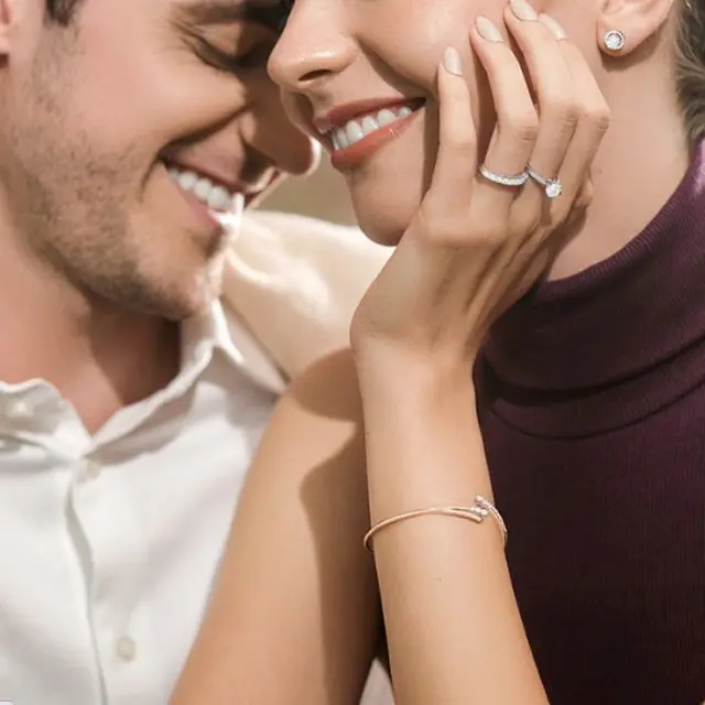 Koleksi cincin tunangan cantik dari Frank & co