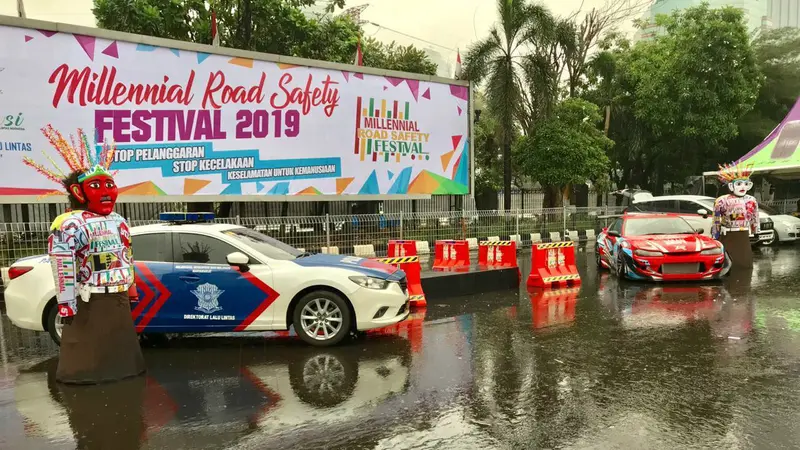 Direktorat Lalu Lintas Polda Metro Jaya menggelar Millenial Road Safety Festival