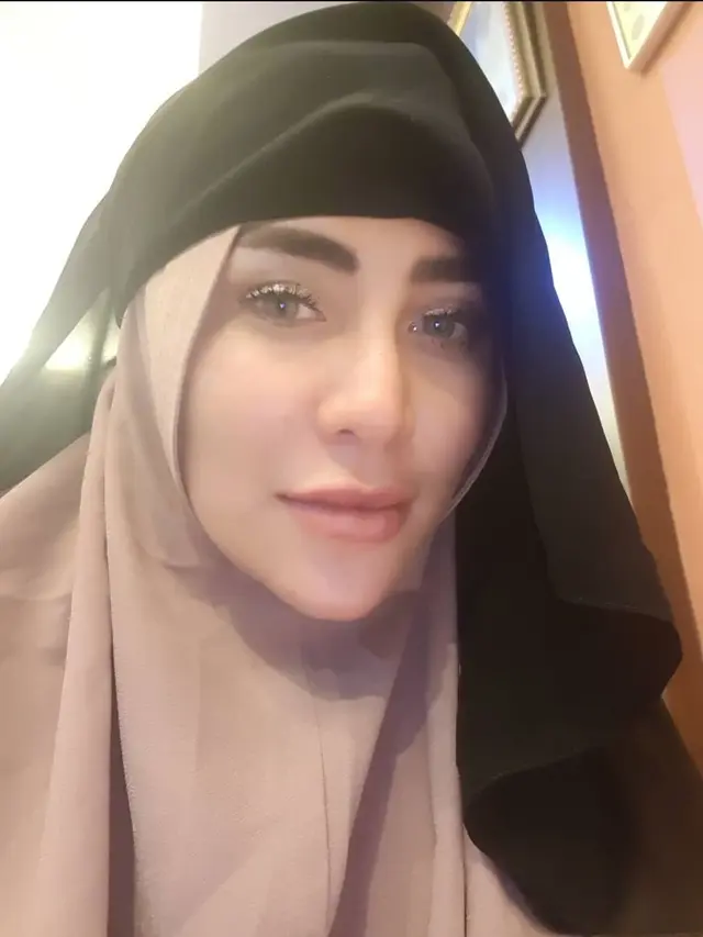 Aktris Dijodohkan Berakhir Cerai