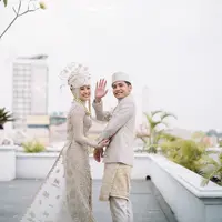 Potret pernikahan Alca dan Bintang Emon. (Foto: Imagenic)