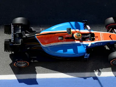 Pebalap Manor Racing asal Indonesia, Ro Haryanto, berada di posisi ke-19 latihan bebas kedua F1 GP Spanyol di Sirkuit Catalunya, Spanyol, Jumat (13/5/2016). (AFP/Josep Lago)