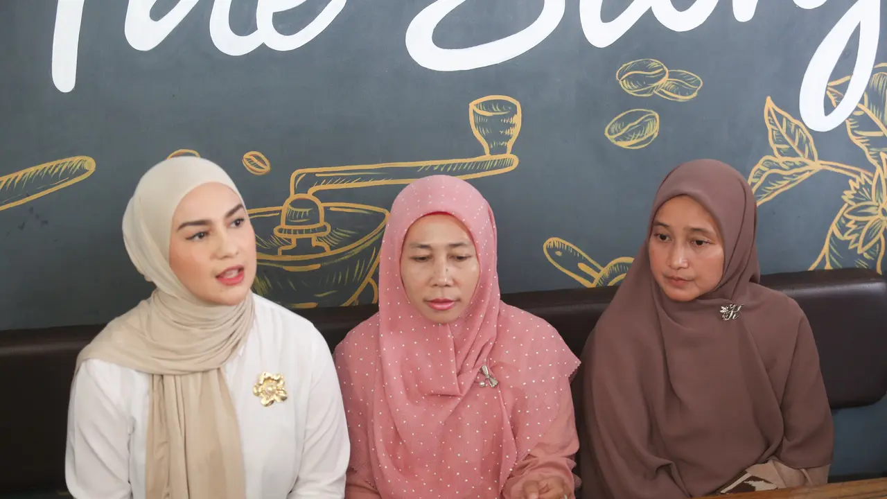 Irish Bella buka suara mengenai kasus narkoba yang menimpa Ammar Zoni.