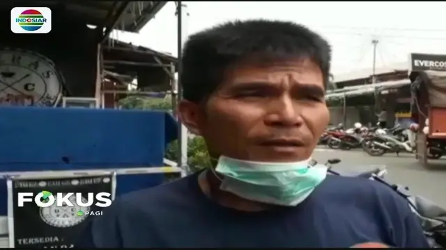 Erupsi Gunung Soputan di Minahasa Selatan ganggu aktivitas warga. Demi kesehatan, warga diimbau agar selalu menggunakan masker.