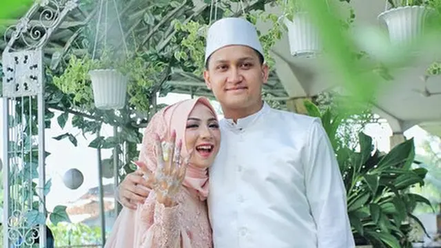 Jadi Papa Muda, Ini 6 Potret Terbaru Juan Christian Mantan Syahnaz