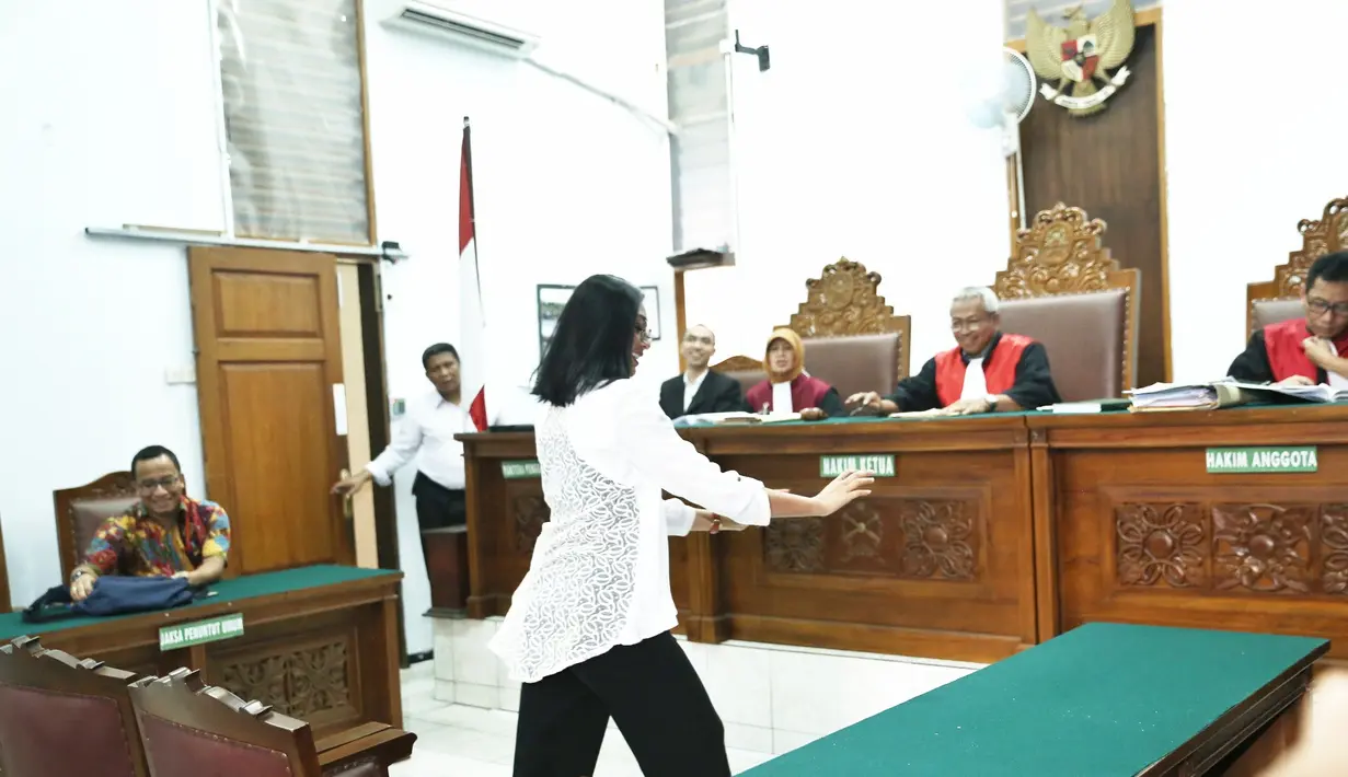 Liza Elly Purnamasari