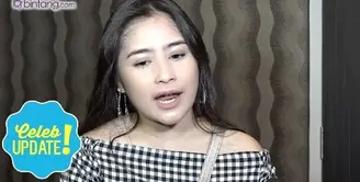 Prilly Latuconsina memiliki target menikah di usianya yang ke-29 tahun. Seperti apa sih kriteria pria idaman Prilly?