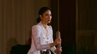 Inspirasi Fashion Kebaya Putih ala Artis, dari Mahalini hingga Dian Sastrowardoyo
