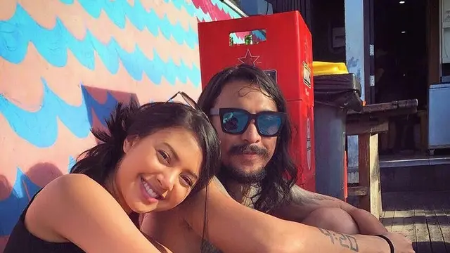 Aurelie Moeremans dan Marcello Tahitoe.