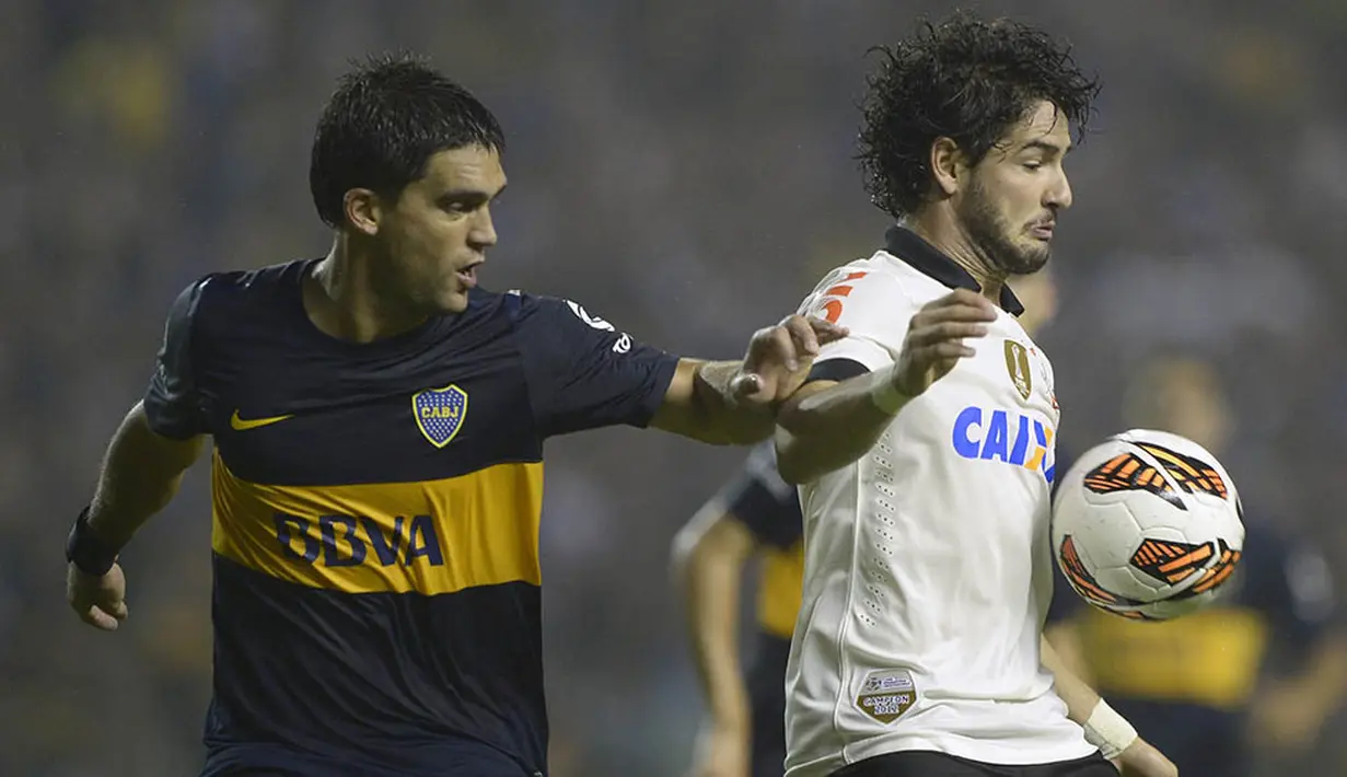 Namun pada tiga musim awal bersama Corinthians, Alexandre Pato, gagal menunjukan sinarnya. (AFP/Juan Mabromata)