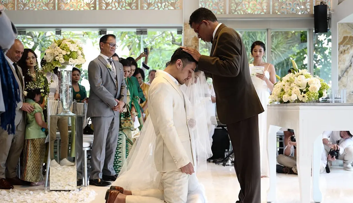 Walaupun menjalani masa pacaran yang singkat, akan tetapi keserasian Chicco Jerikho dan Putri Marino sanggup membuat publik jadi baper. (Foto: instagram.com/chicco.jerikho)