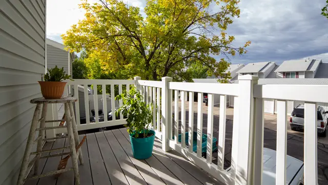 10 Ide Renovasi Teras Rumah dengan Budget Terjangkau dan Hasil yang Estetik