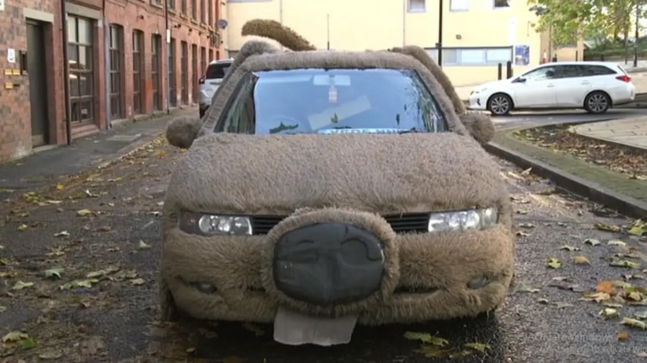 Mobil anjing di leeds