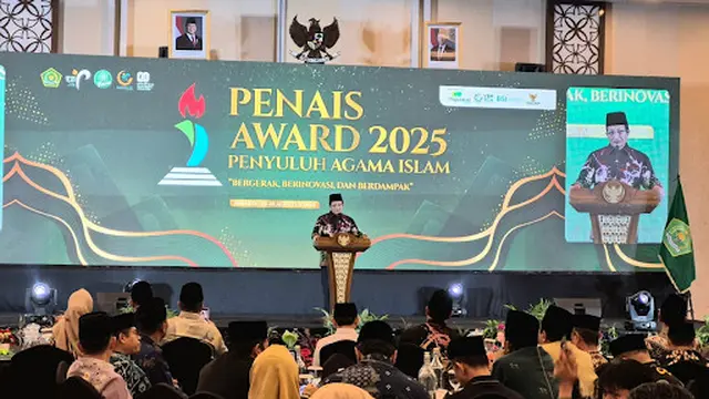 Dukung Penguatan Fungsi Penyuluh Agama, Wali Kota Tarakan Khairul Raih PENAIS Award 2025