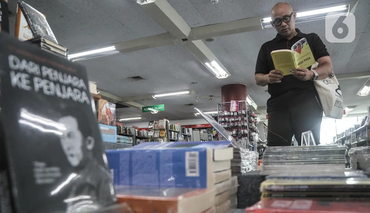 Pada tahun 2020 saja, atau saat pandemi COVID-19 Toko Buku Gunung Agung telah melakukan efisiensi dengan menutup sejumlah toko/outlet yang tersebar di beberapa kota yaitu Surabaya, Semarang, Gresik, Magelang, Bogor, Bekasi, dan Jakarta. (merdeka.com/Iqbal S. Nugroho)