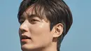 Di luar pekerjaannya sebagai bintang iklan atau pemotretan, Lee Min Ho mendapat bayaran sebersa US$ 58.700 atau sekitar Rp. 794 Juta. Bisa dibayangkan, betapa banyaknya pundi-pundi yang dimilikinya saat ini. (Instagram/Leeminho_87)