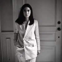 Dian Sastrowardoyo ungkap alasan mengangkat di balik layar kehidupan Guru dalam film Guru-Guru Gokil. (Instagram/therealdisastr)