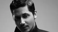 Maskulin dengan Wewangian ala Keenan Pearce