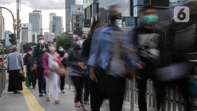 Pecabutan PPKM untuk Genjot Ekonomi 2023