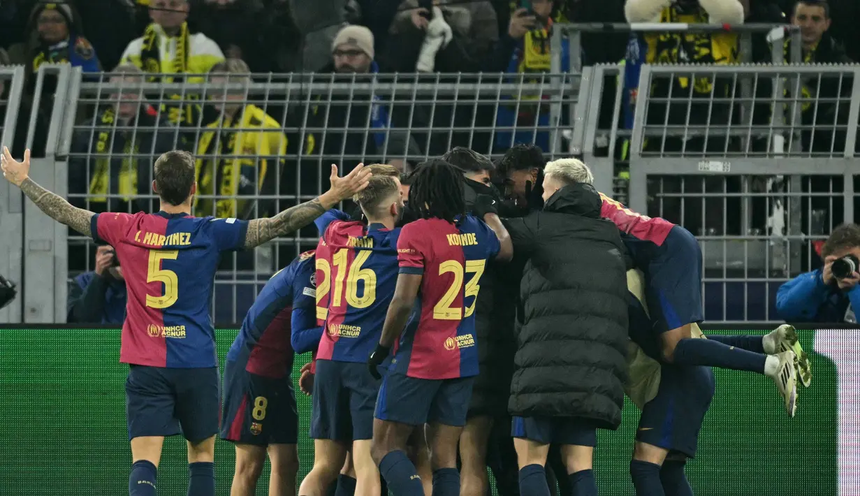 Tambahan tiga poin mendongkrak posisi Barcelona ke peringkat dua klasemen Liga Champions 2024/2025 dengan raihan 15 poin dari enam laga. (INA FASSBENDER/AFP)