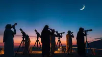 Hilal Itu Apa: Memahami Fenomena Astronomi Penentu Awal Bulan Islam