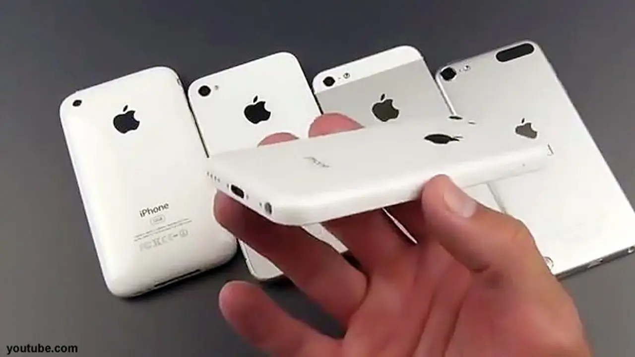 iphone-plastic-130726b.jpg