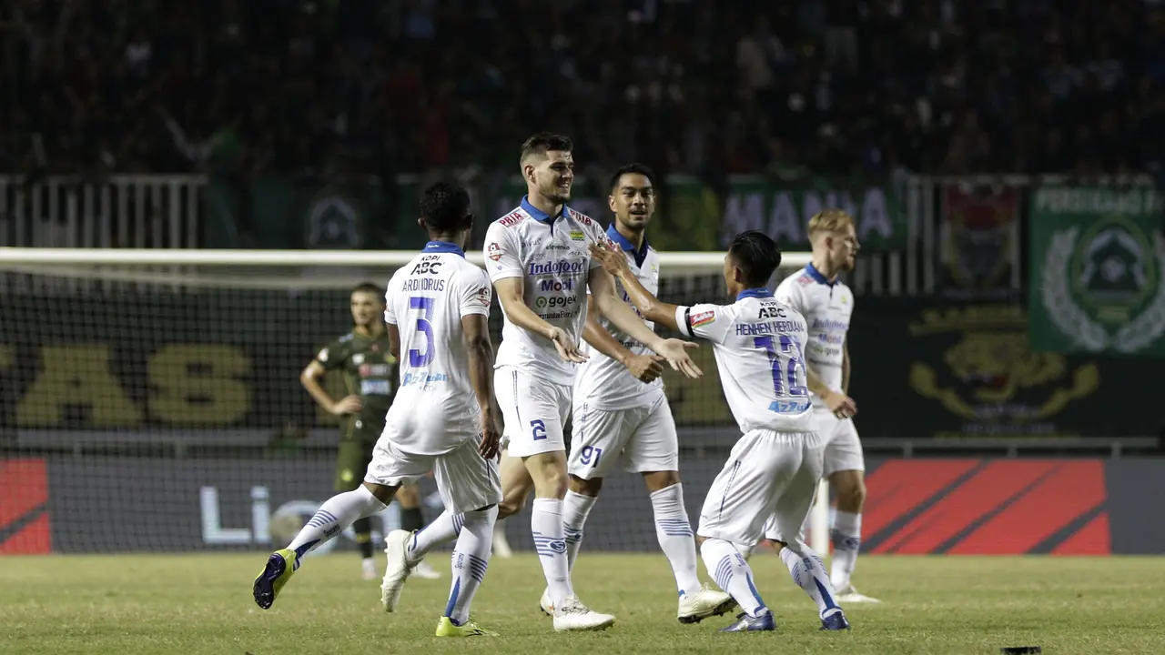 TIRA Persikabo Vs Persib Bandung