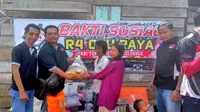 Innova Community chapter Palembang saat bakti sosial