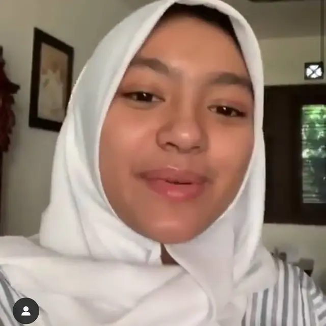 5 Potret Alleia Anak Ariel NOAH saat Berhijab, Curi Perhatian