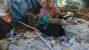 Diketahui, daur ulang botol plastik juga membantu menghemat sumber daya alam dan mengurangi emisi gas rumah kaca. (merdeka.com/Arie Basuki)