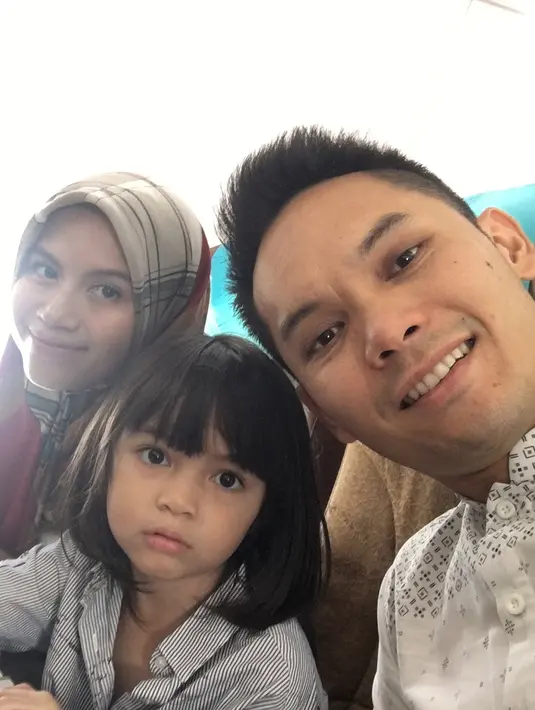 Seperti ini kebersamaan Ben Kasyafani dan Siena saat sedang traveling. (foto: instagram.com/benkasyafani)