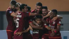 Persebaya Surabaya yang belum dapat menurunkan legiun asingnya akibat tersandung aturan vaksinasi harus mengakui keunggulan Borneo FC Samarinda 1-3 dalam laga pekan pertama BRI Liga 1 2021/2022 di Stadion Wibawa Mukti, Cikarang, Sabtu (4/9/2021). (Foto: Bola.com/Bagaskara Lazuardi)