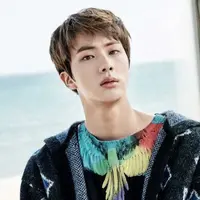 Tidak hanya tampan menawan, Jin BTS ternyata juga pandai bermain billiard. Dan ia bisa berjalan sambil kayang. (Foto: Soompi.com)