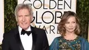Harrison Ford dan Calista Flockhart miliki beda usai 22 tahun. Menikah pada tahun 2010, keduanya miliki satu anak adopsi. (Jason Merritt/Getty Images/thisisinsider.com)