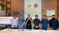 Bea Cukai Tangkap Penyelundup 527 Gram Emas ke Malaysia