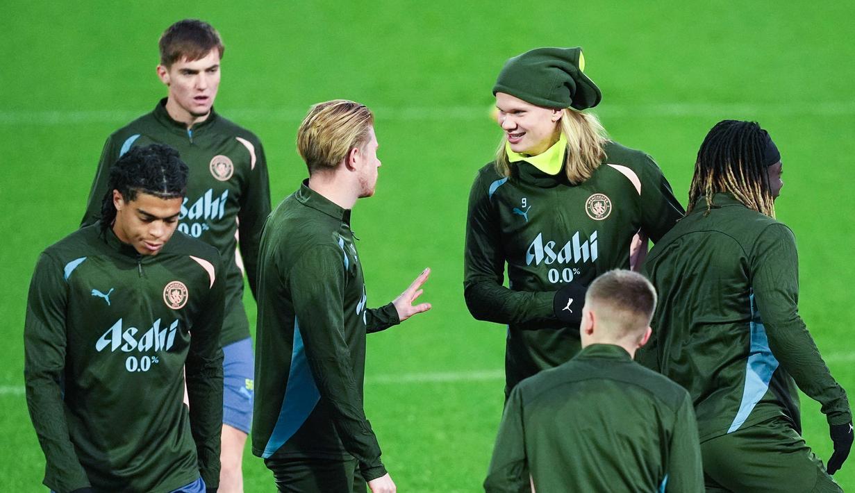 Manchester City akan berusaha bangkit saat menjamu Feyenoord di pekan kelima Liga Champions, Rabu dinihari, 26 November 2024. (Martin Rickett/PA via AP)