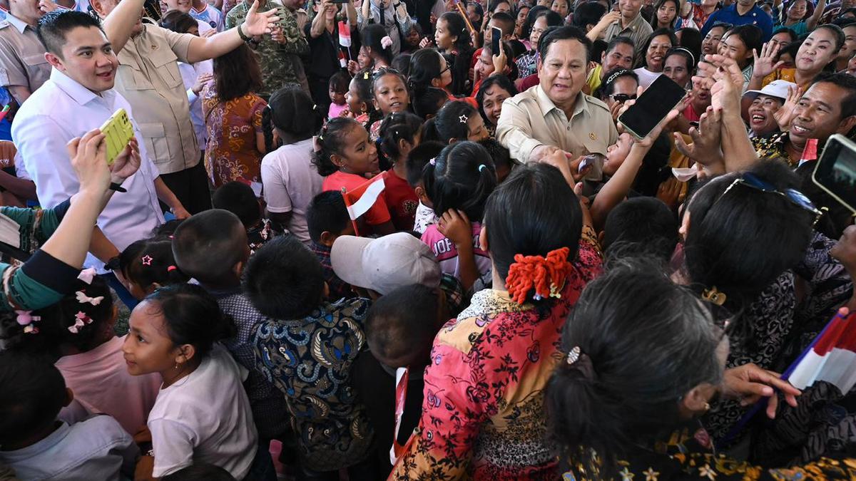 Oleh-oleh Spesial Prabowo untuk Warga Miangas, Bukan Hanya Sembako