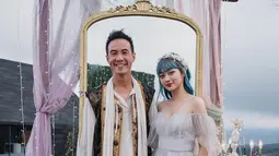 Daniel tak sendiri, ia bersama rekannya yang lain menjelma menjadi karakter fiksi dalam film Disney. Banyak yang menyebut jika penampilannya ini merupakan sebuah project yang tidak disebutkan secara pasti. (Liputan6.com/IG/@vjdaniel)