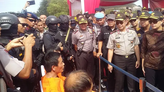 Menkeu dan Kapolri dalam pengungkapan sabu 1,6 ton di Batam