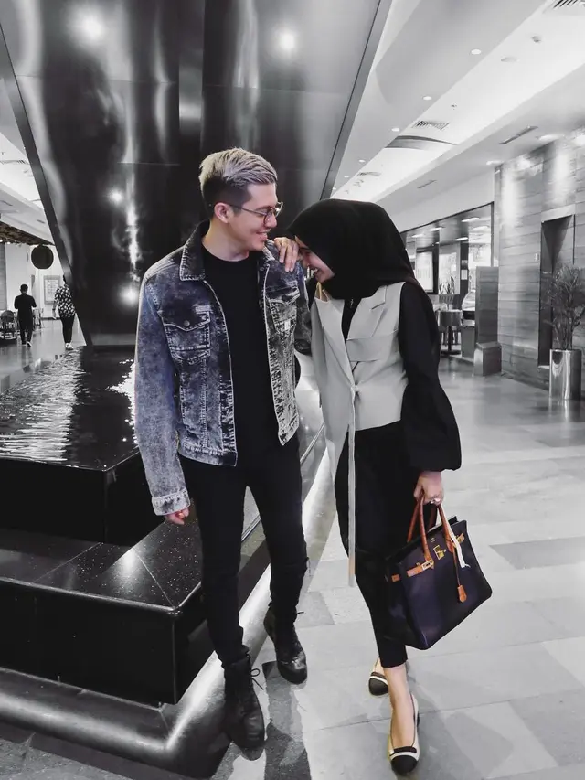 [Bintang] Laudya Cynthia Bella-Engku Emran dan Zaskia Sungkar-Irwansyah